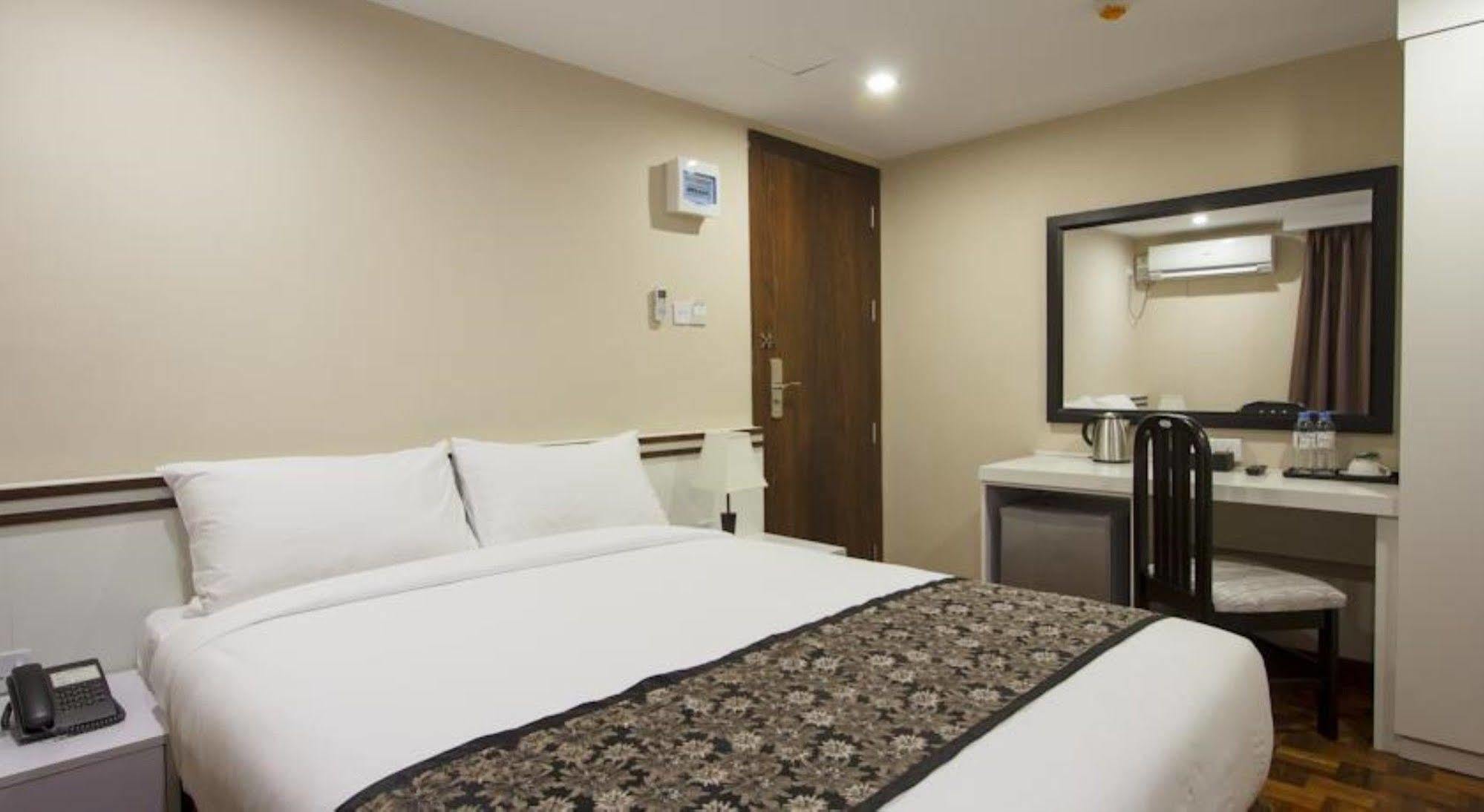 Hotel Esta Rangún Exteriér fotografie